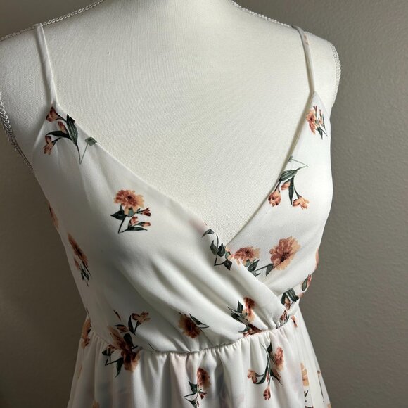 Women's I ❤️ It White Floral Summer Mini Dress Size: S - Picture 2 of 10